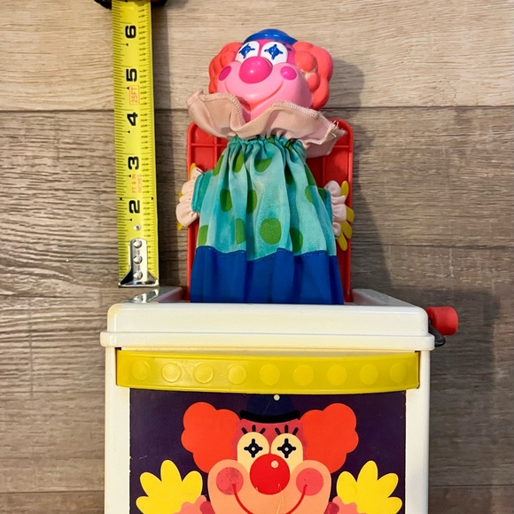 Mattel Jack in the Box Clown 1987 Music Pop Goes Weasel Vintage - Picture 3 of 9